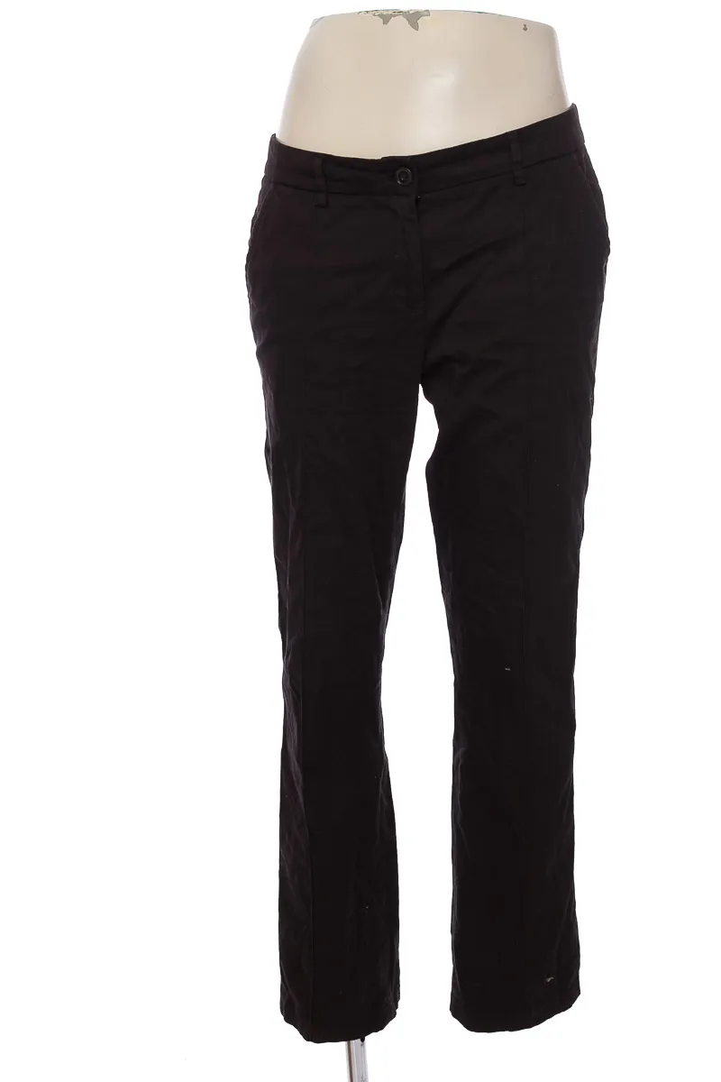 PANTALóN COLOR NEGRO  ARMI