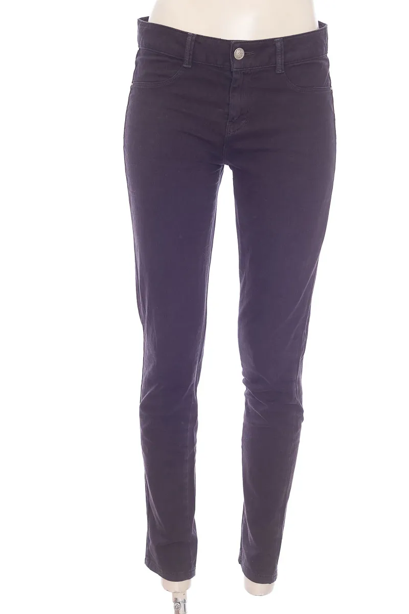 PANTALóN COLOR NEGRO  PRONTO