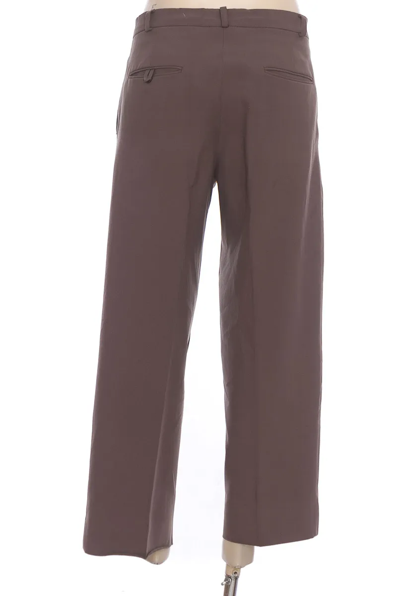 PANTALóN COLOR VERDE  BOABILONE