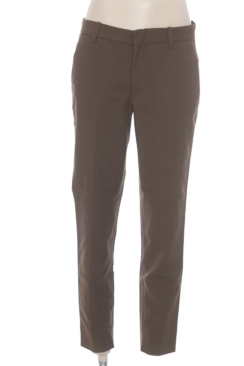 PANTALóN COLOR VERDE  ZARA