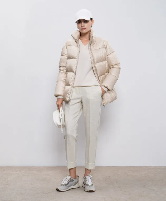 Peserico Beige wool, silk and cashmere pullover with monil chain