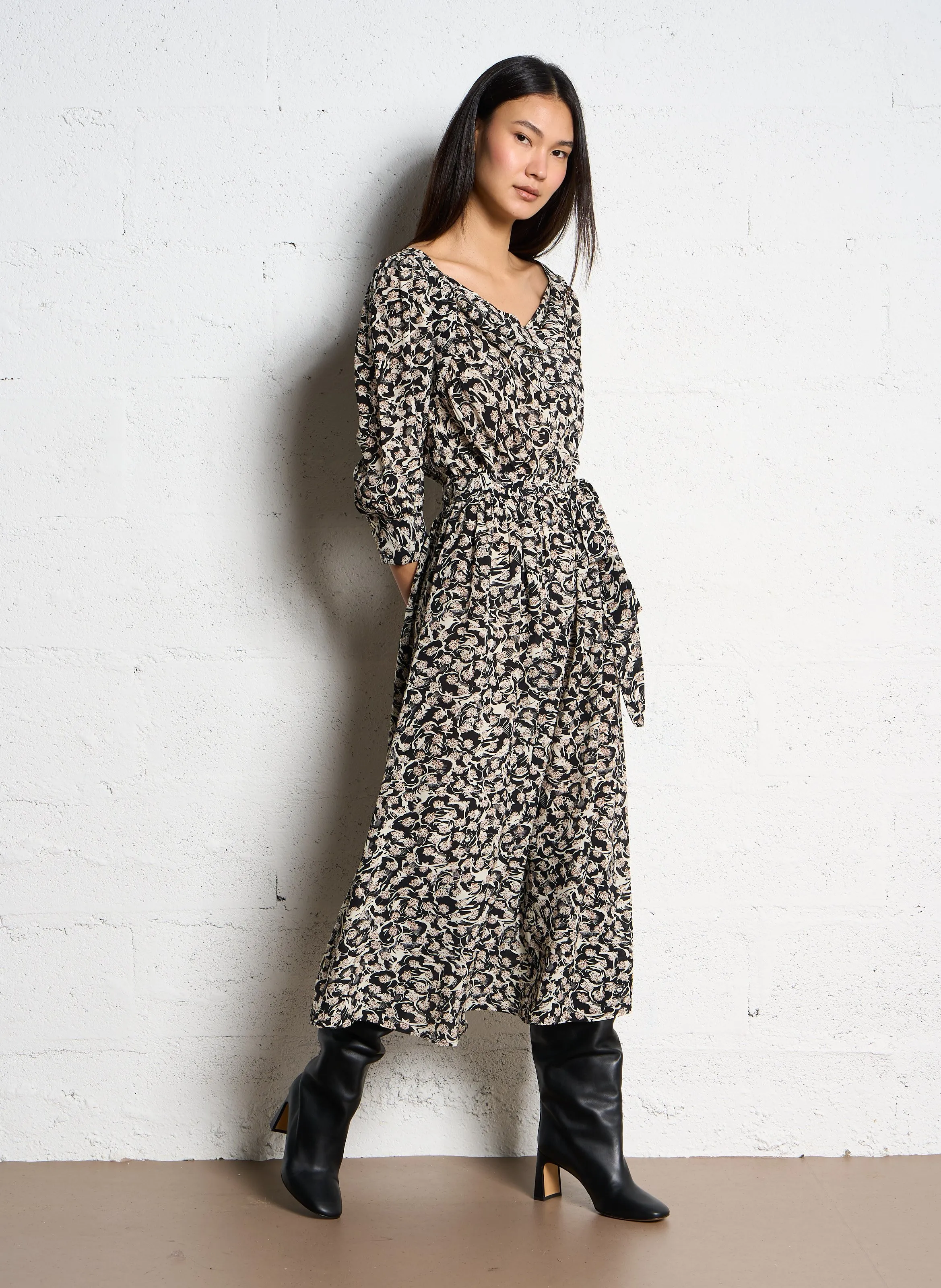 PIANA  VESTIDO LARGO CON ESTAMPADO EN NEGRO