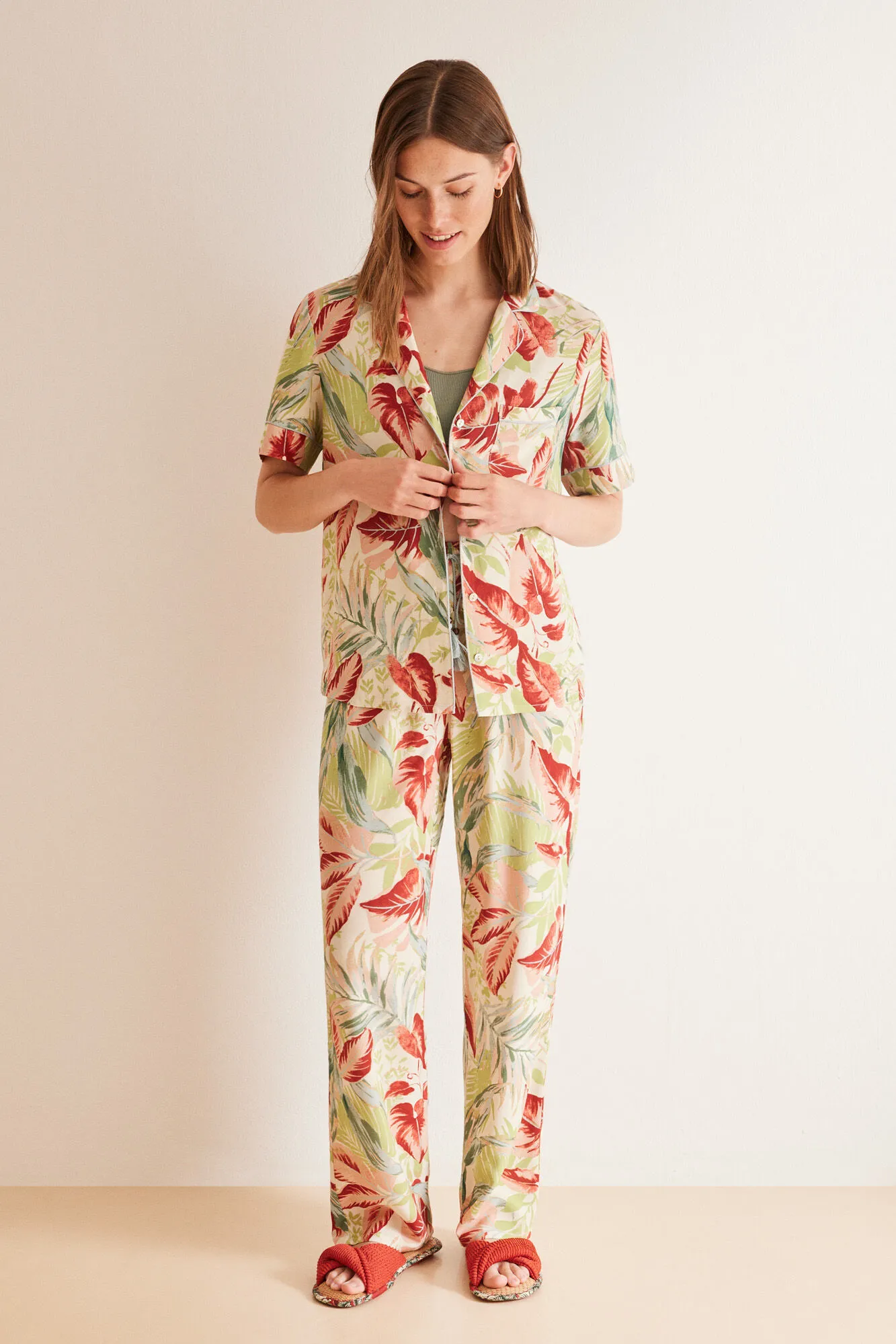 Pijama camisero estampado allover floral