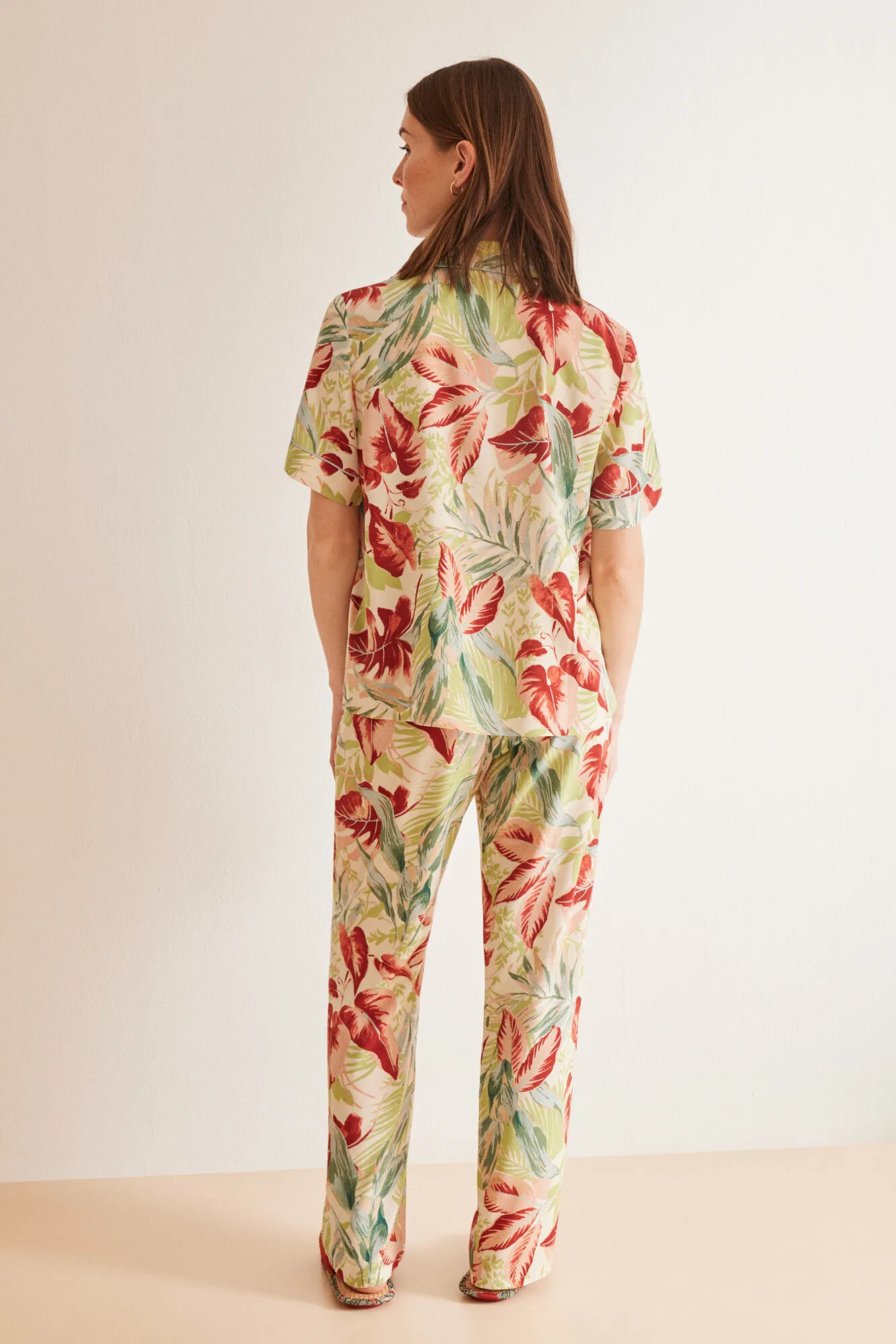 Pijama camisero estampado allover floral