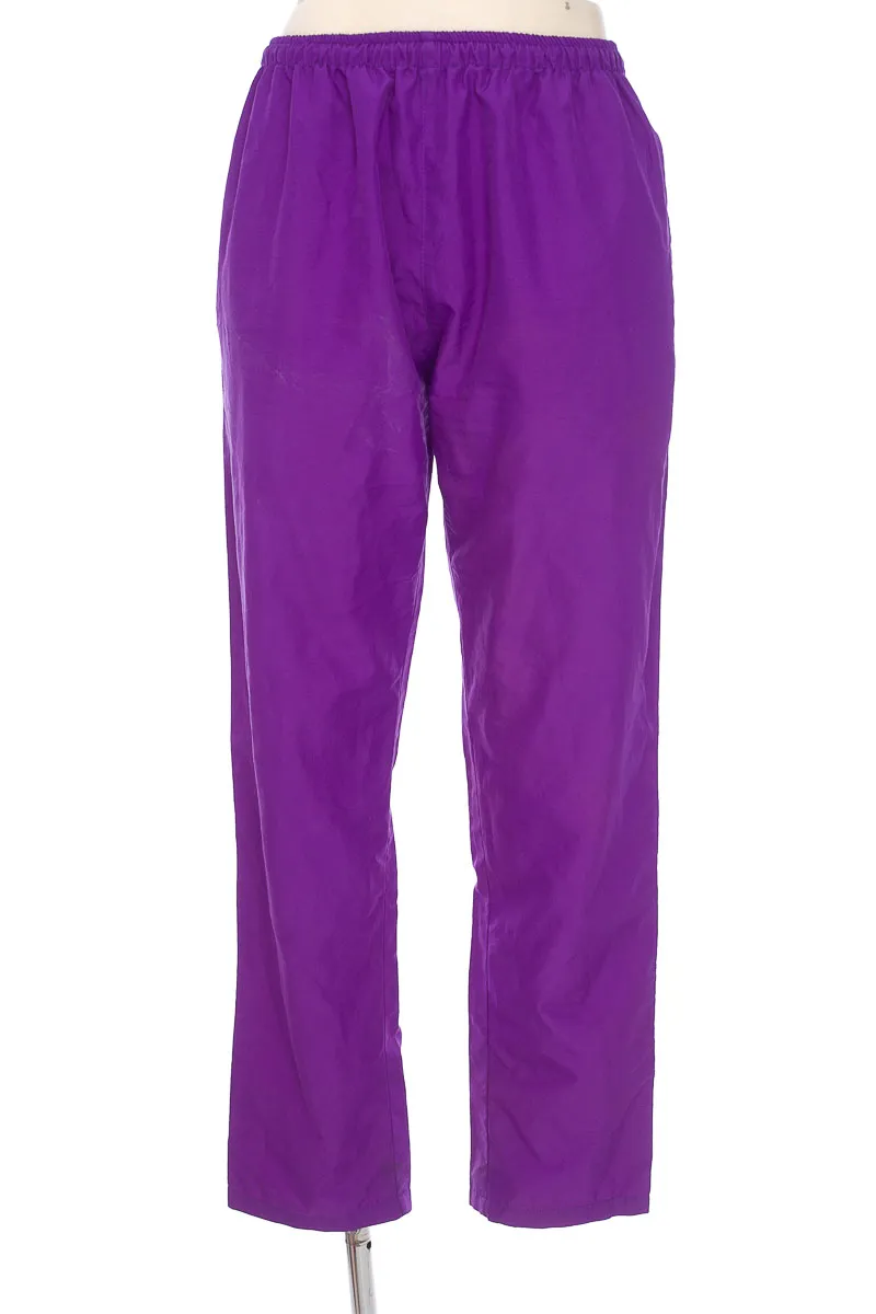 ROPA DEPORTIVA / SALIDA DE BAñO COLOR MORADO  CLOSEANDO