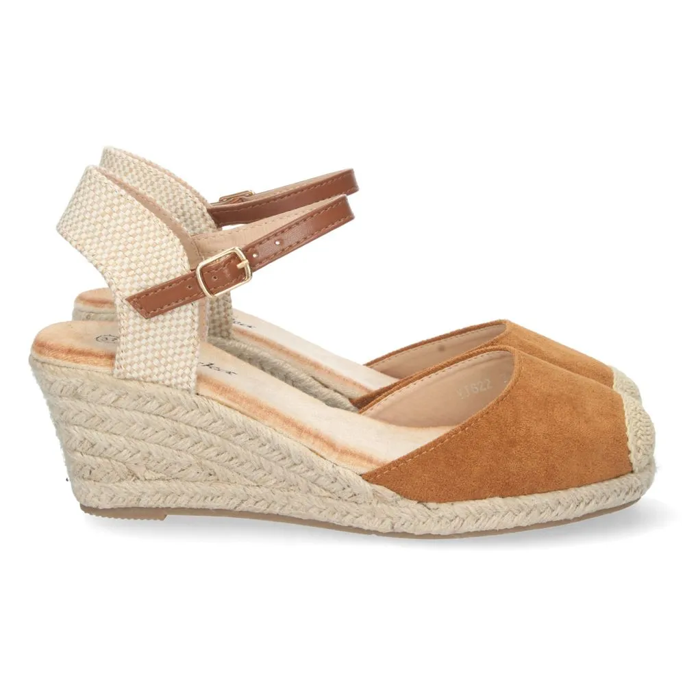 Sandalias de cuña, alpargatas de cuña, sandalias esparteras, sandalias tendencia verano 2023, descub