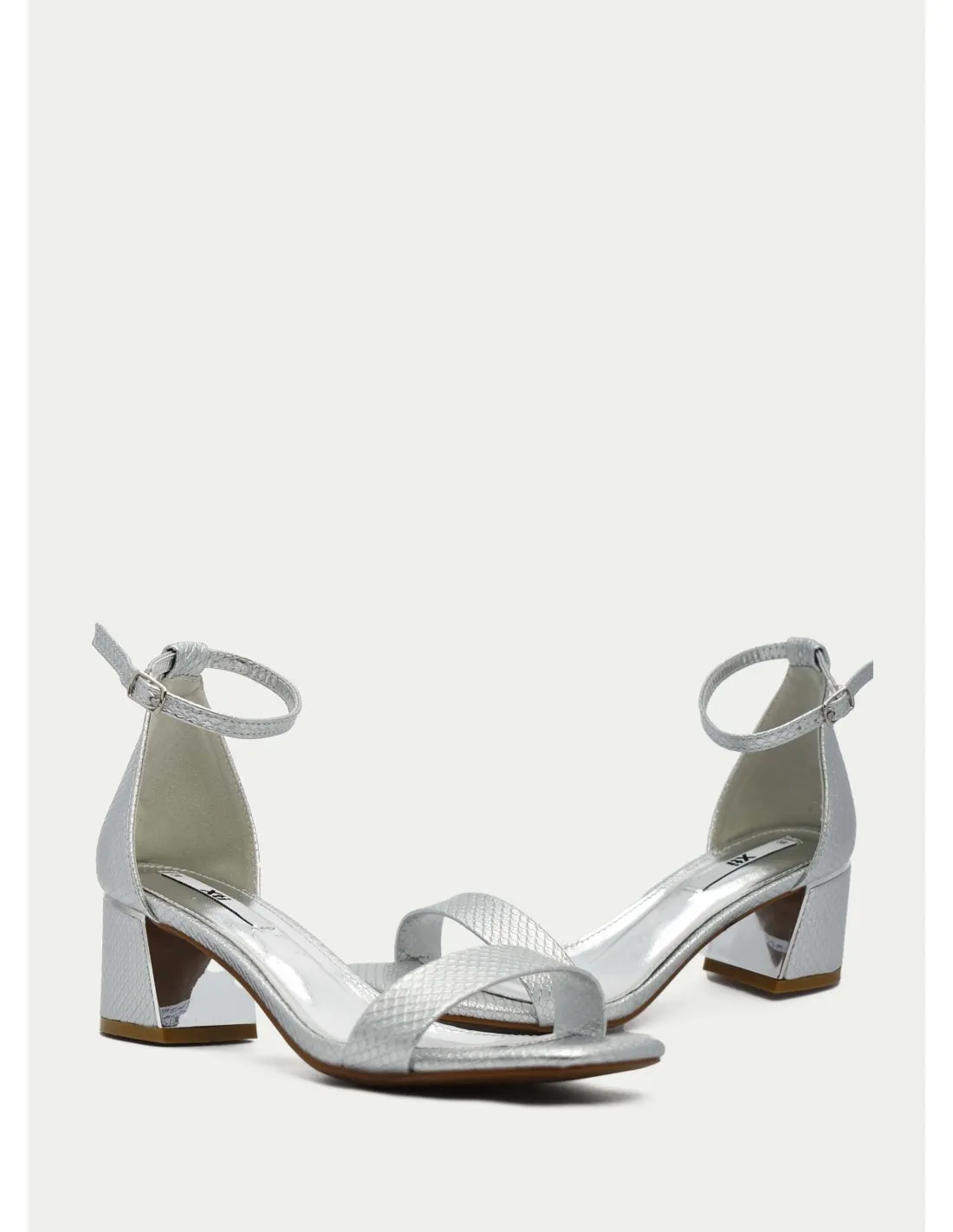 SANDALIAS XTI 45270 PLATA 