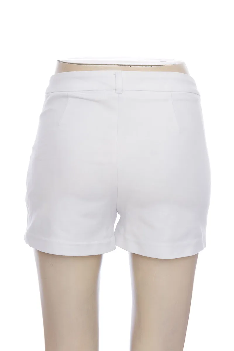 SHORT COLOR BLANCO  STRADIVARIUS