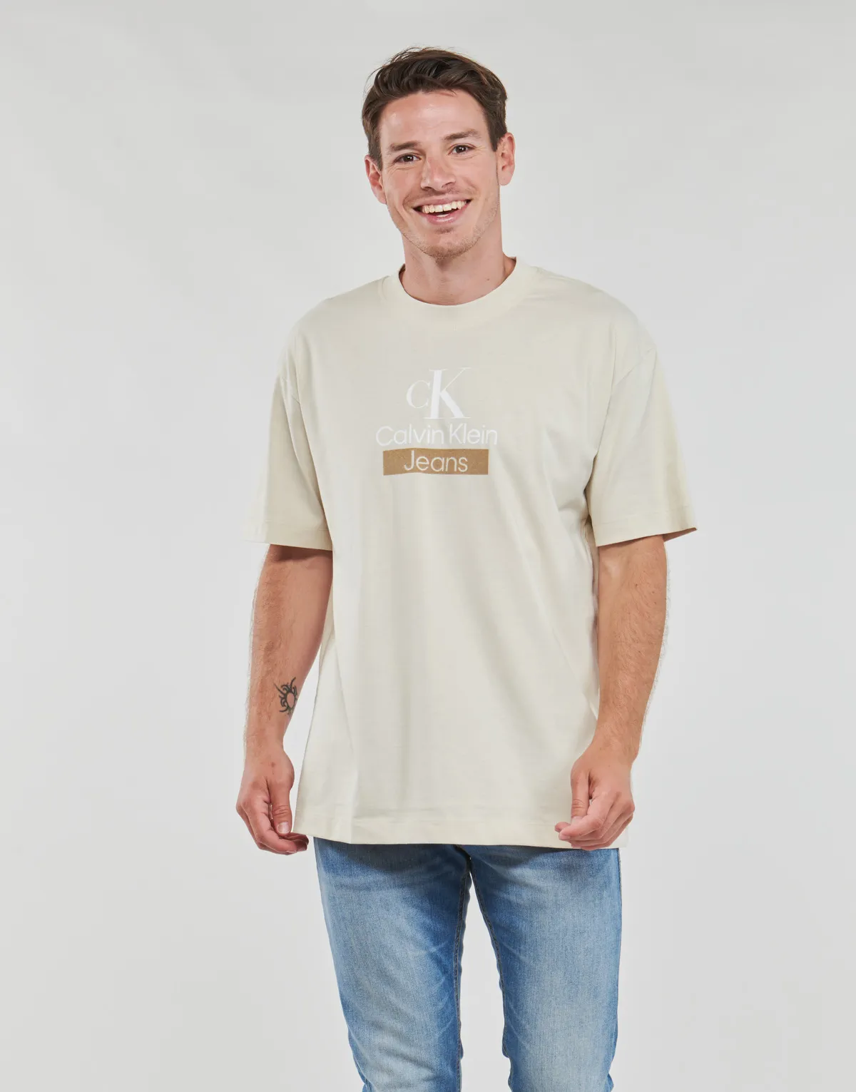 STACKED ARCHIVAL TEE