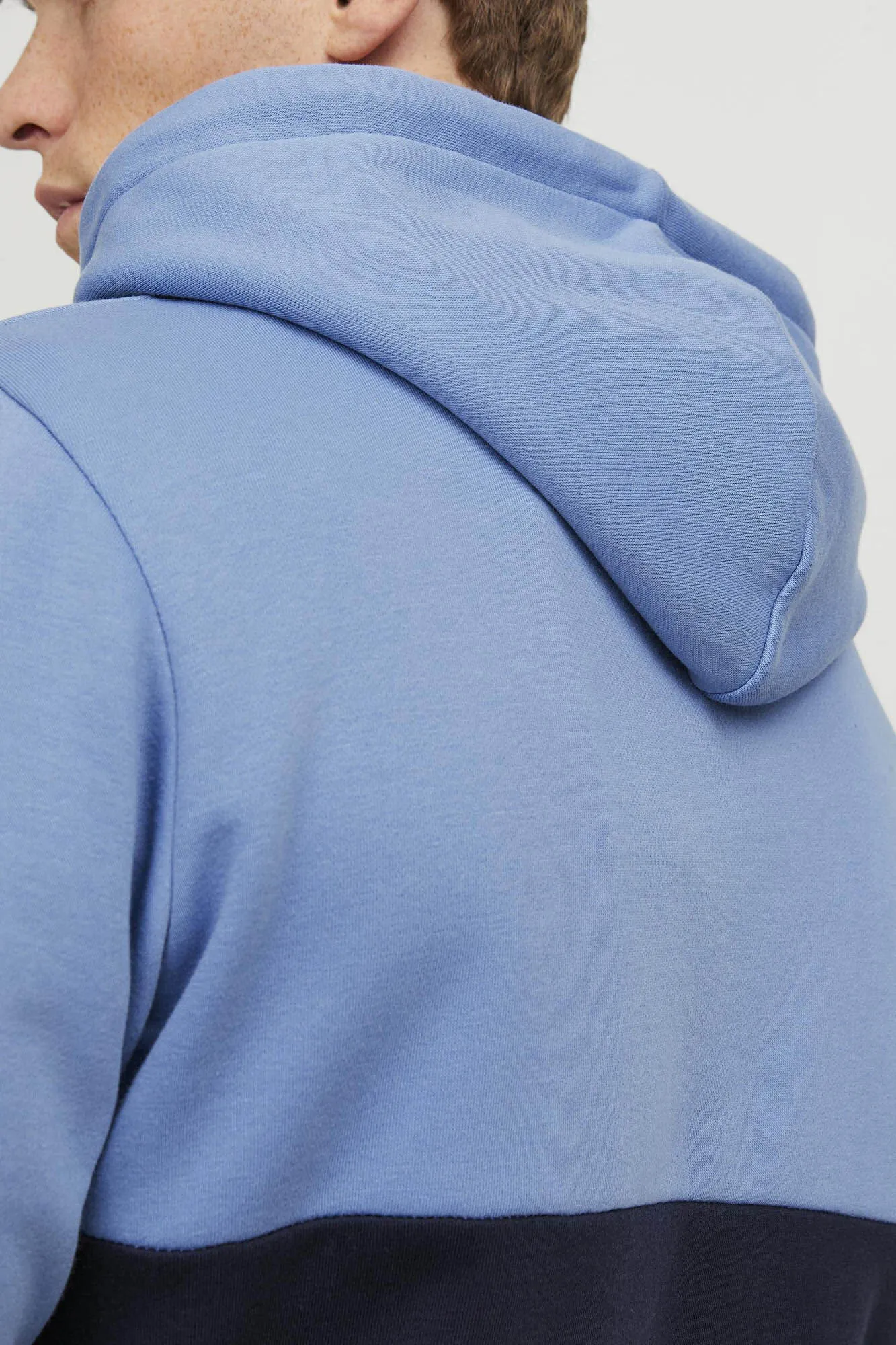 Sudadera color block