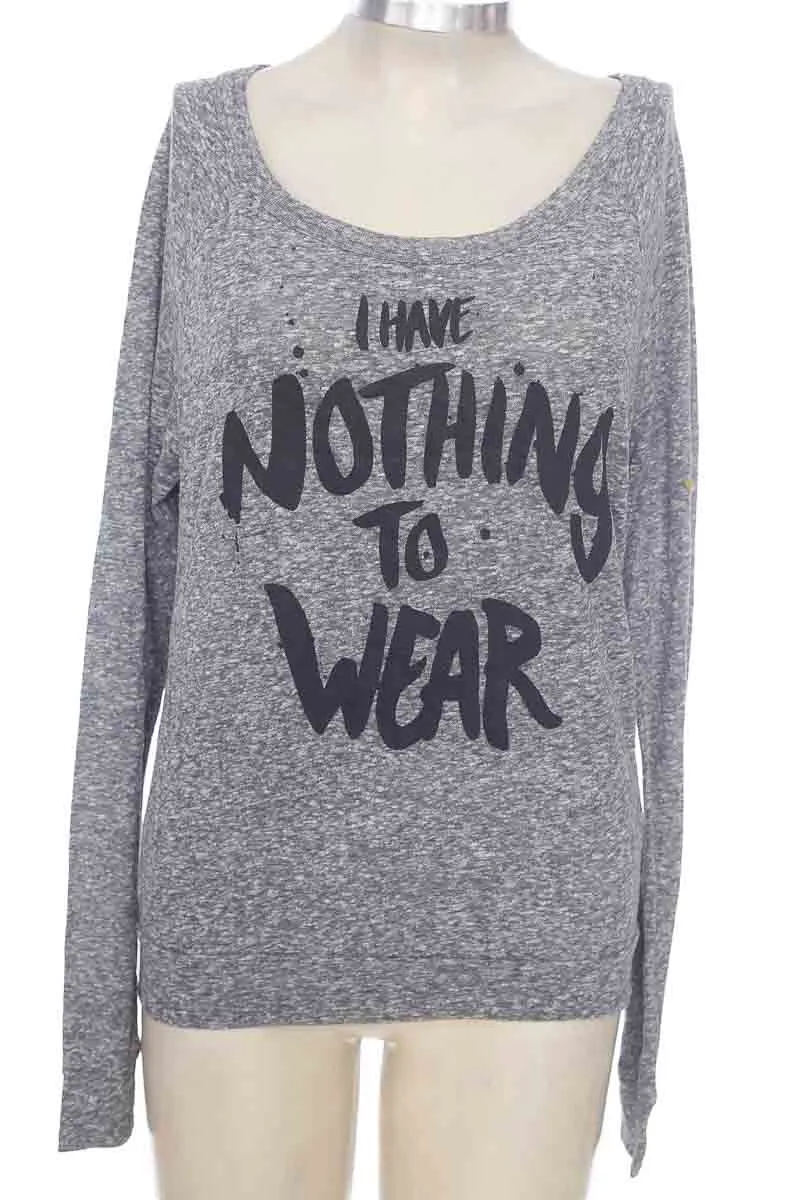 SWEATER COLOR GRIS  AMERICAN EAGLE