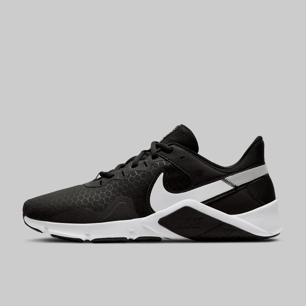 Tenis Nike Legend Essential 2 Hombre