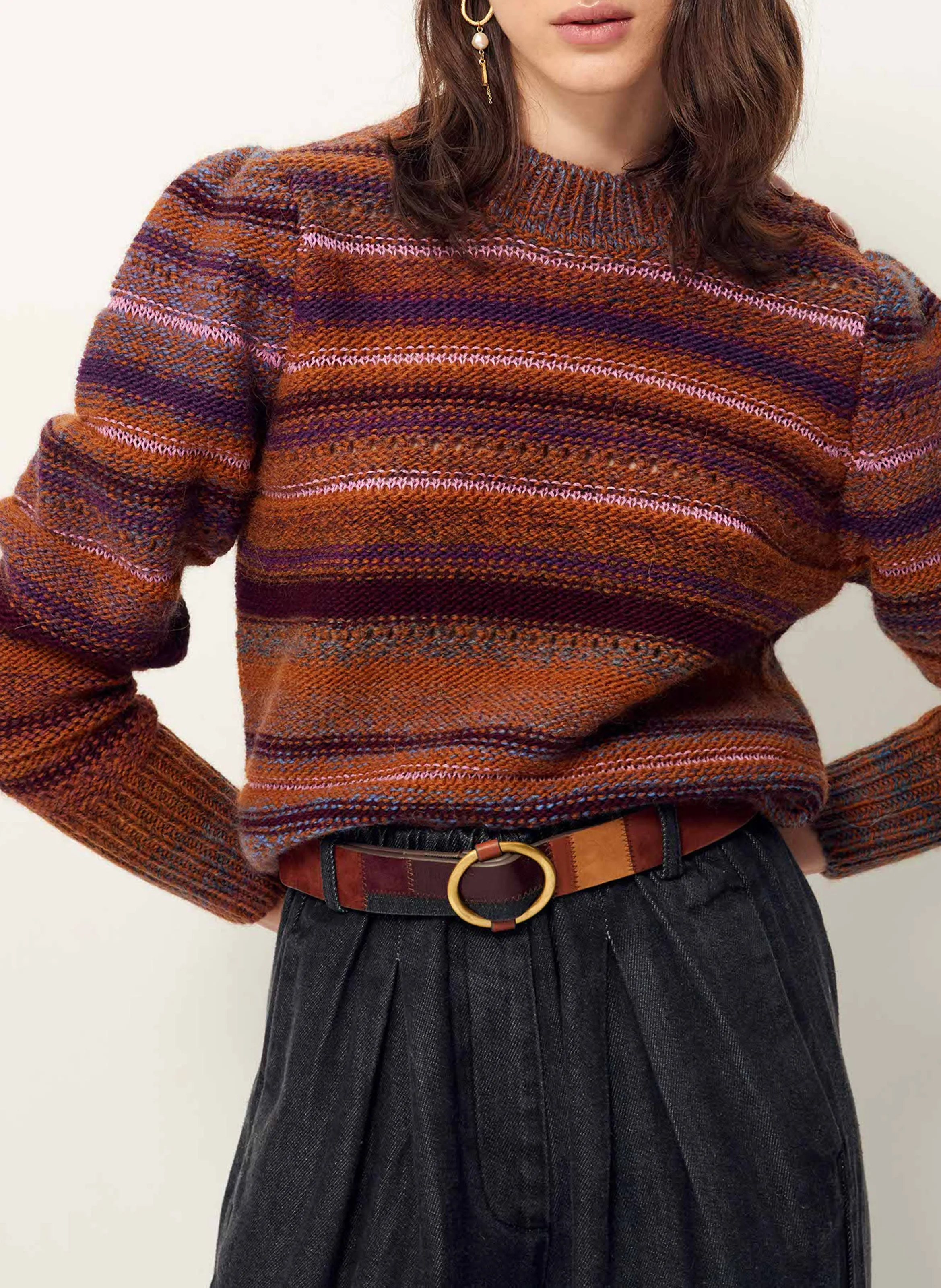 TOLOSA  JERSEY RECTO DE MEZCLA DE LANA A RAYAS CON CUELLO REDONDO EN MARRON