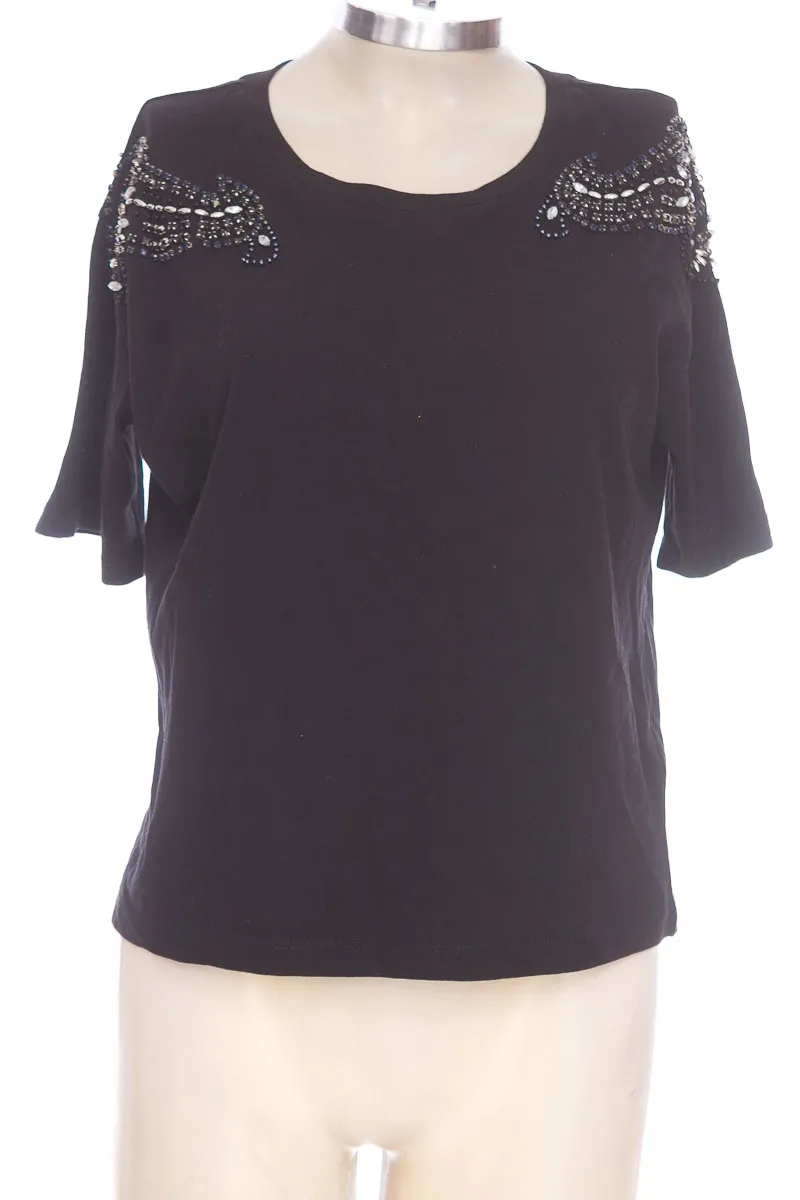 TOP / CAMISETA COLOR NEGRO  NAF NAF