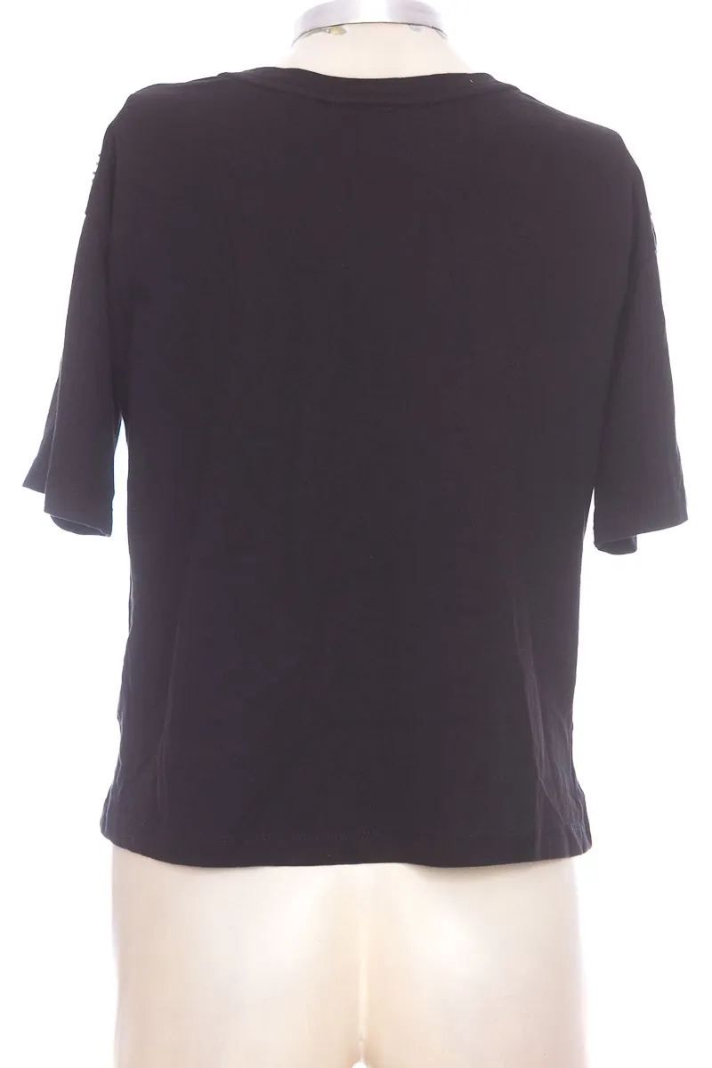 TOP / CAMISETA COLOR NEGRO  NAF NAF