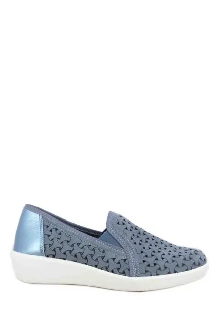 Zapato sport con cuña