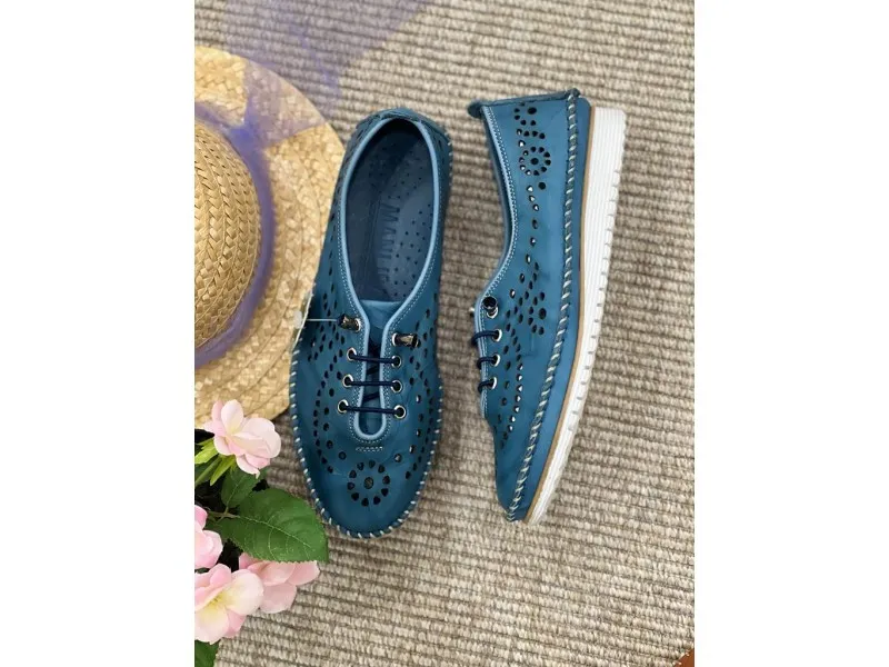 ZAPATO SPORT PIEL 237750 MANLISA EN COLOR BLANCO, CUERO O JEANS
