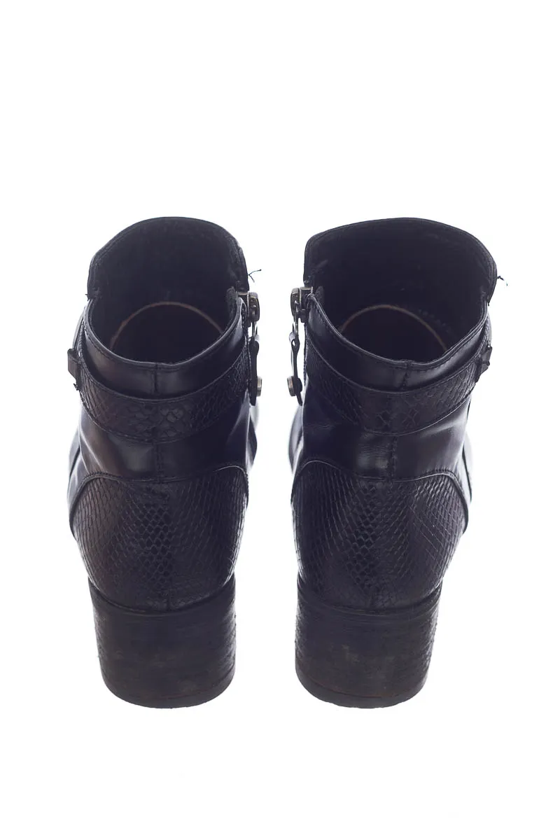 ZAPATOS COLOR NEGRO  BOSI